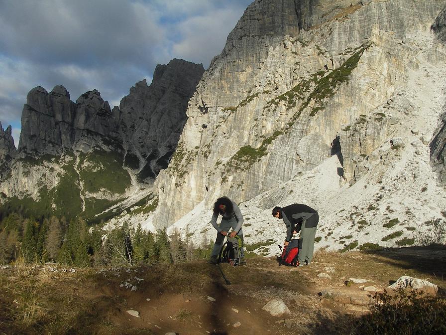 Vía Ferrata en Dolomitas. Pié de Vía. 8a.m.