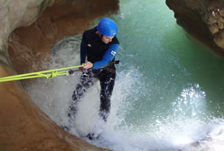 Descenso de barrancos en la Sierra de Guara