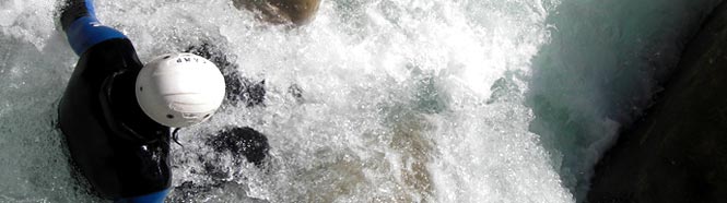 Descenso de barrancos en la Sierra de Guara