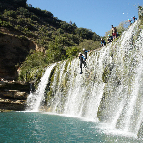 Descenso de barrancos en la Sierra de Guara