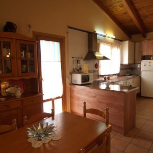 Cocina casa rural Rodellar