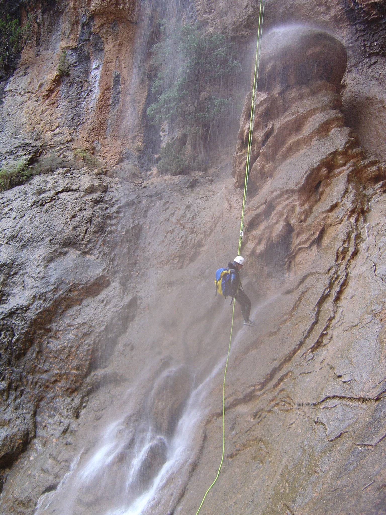 Weekend Multi-adventure programmes in Sierra de Guara